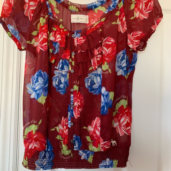 Abercrombie & Fitch Tops - Abercrombie and Fitch blouse Abercrombie & Fitch Tops - Abercrombie and Fitch blouse